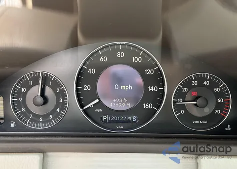 2004 Mercedes-Benz Clk 320 из США, поврежденный, VIN WDBTK65G04T026049